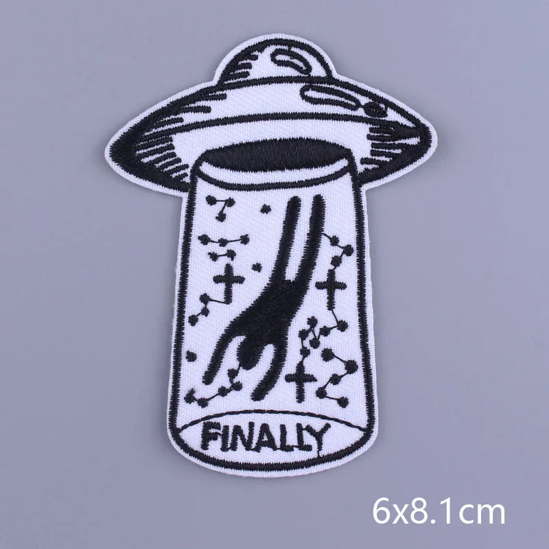 Space Adventure Patch On Clothes Embroidered Patches For Clothing Stickers Mountain Natural Appliques Waves Badge For Jacket DIY