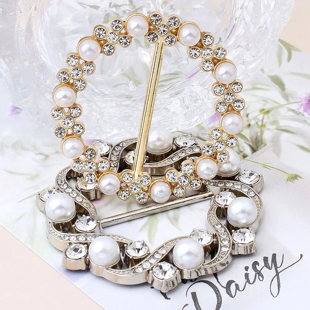 New Rhinstone Scarf Buckle T-Shirt Silk Clasp Clip Holder Scarf Ring Brooch Waist Buckle Fashion Minimalist Jewelry Accessories