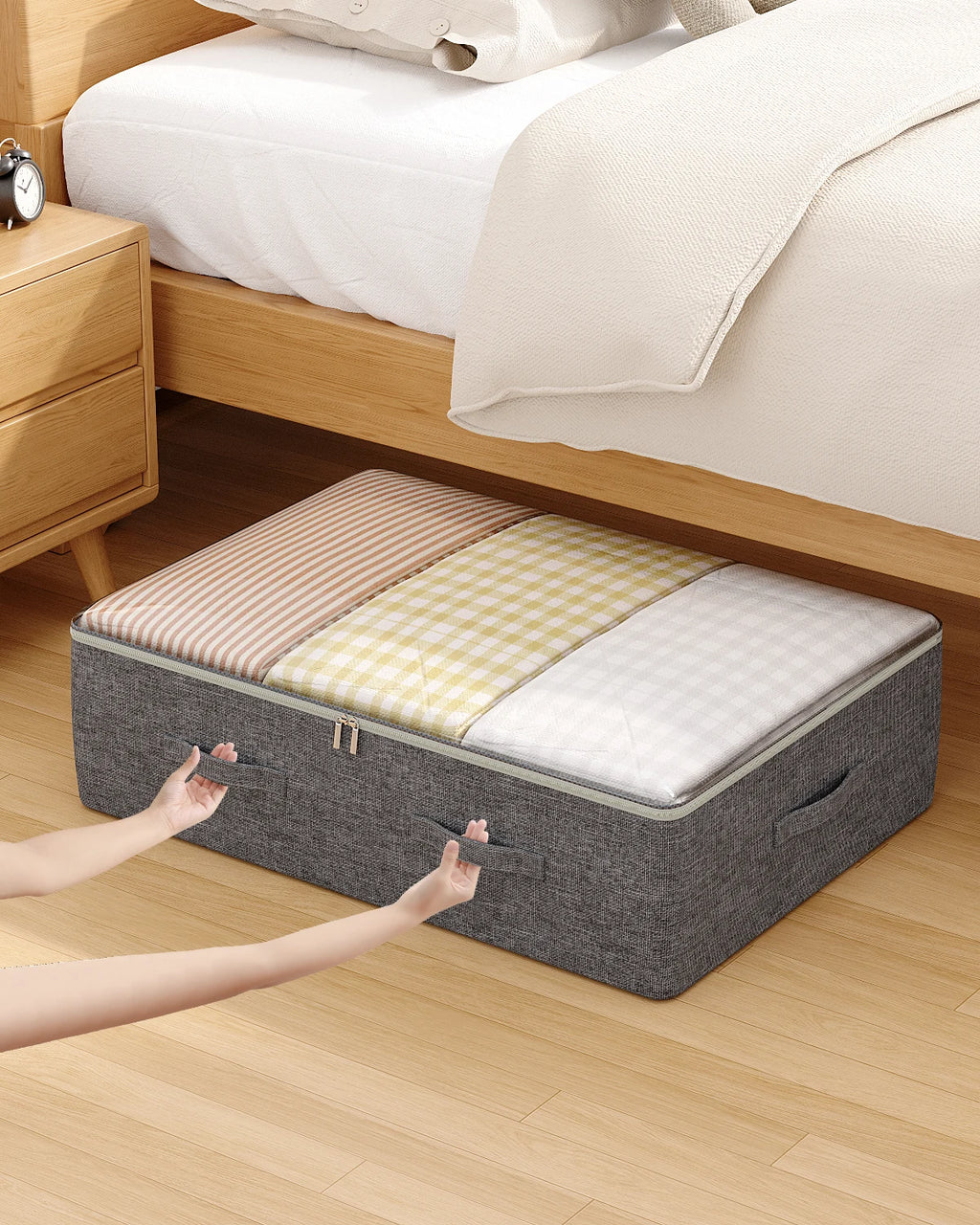 Large comforter handling under-bed storage bags are suitable for packing travel camping college dormitories and laundry