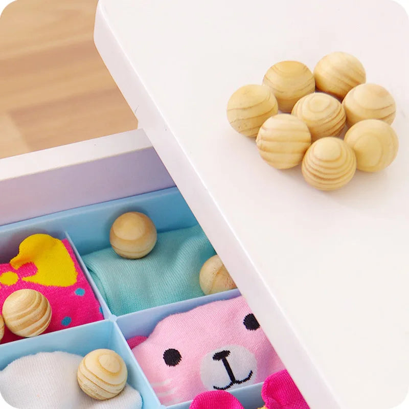 New Pack of 10 Natural Camphor Wood Balls for Wardrobe, Moth Repellent, Anti-Mold, Deodorizer, Odor Absorber, Camphor Tablets