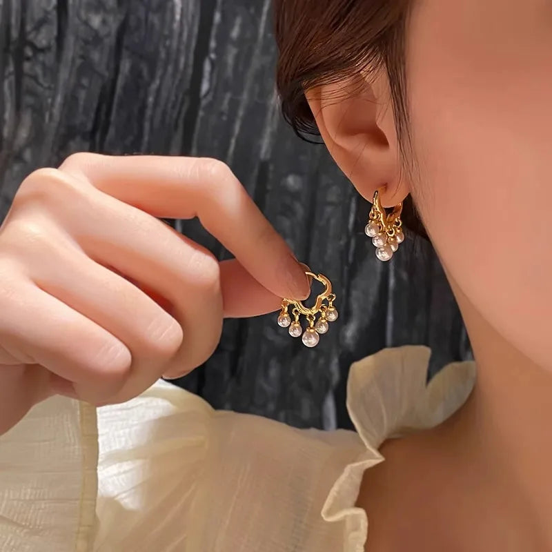 Cloud Pearl Huggies Hoop Earrings For Women Party Classic Ins Fashion Jewelry Minimalist Accessories New Year Gifts