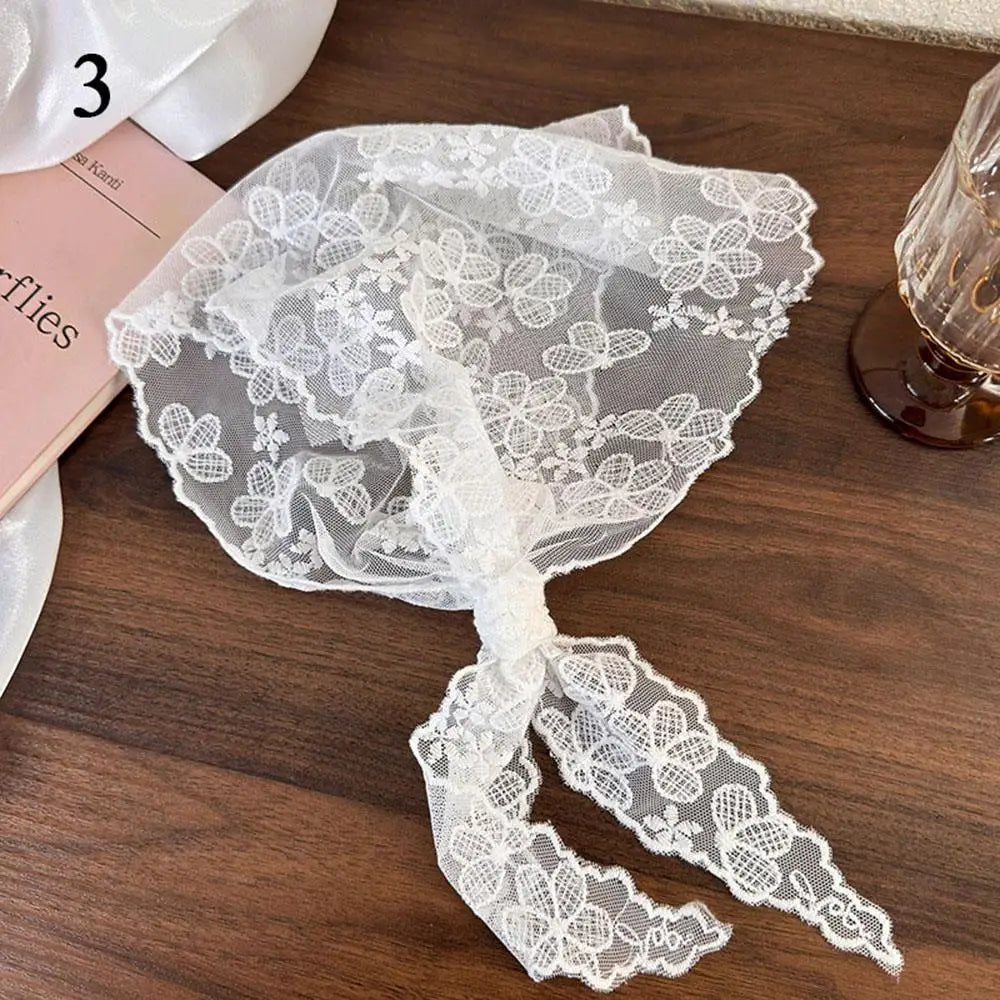 Lace Flower Elegant Temperament Lace Female Flower White Sweet Triangle Scarf Thin Breathable Ribbon Artistic Style Travel Photo