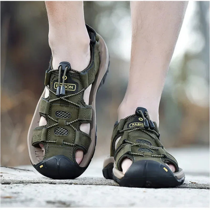 Sandals Summer New Men'sHollow Breathable Sandals Slippers Outdoor Baotou Beach Shoes Dad's Shoes Mens Shoes sandalias2024