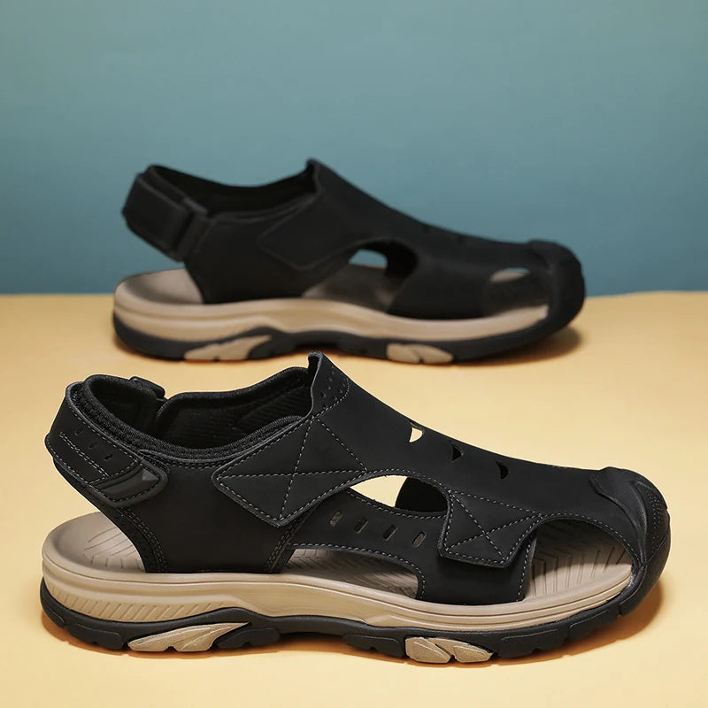 New Summer Sandals Breathable Fashion Men Shoes Genuine Leather Outdoor Man Hollow Sandals Antiskid Beach Sandals Flats Footwear