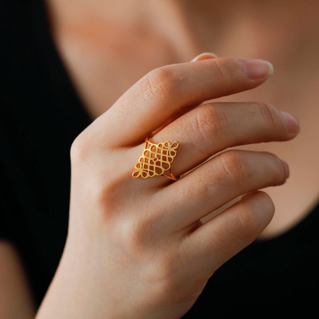 Skyrim New In Women Celtics Knot Geometric Ring Stainless Steel Gold Color Minimalist Finger Rings Jewelry Wedding Band Gift