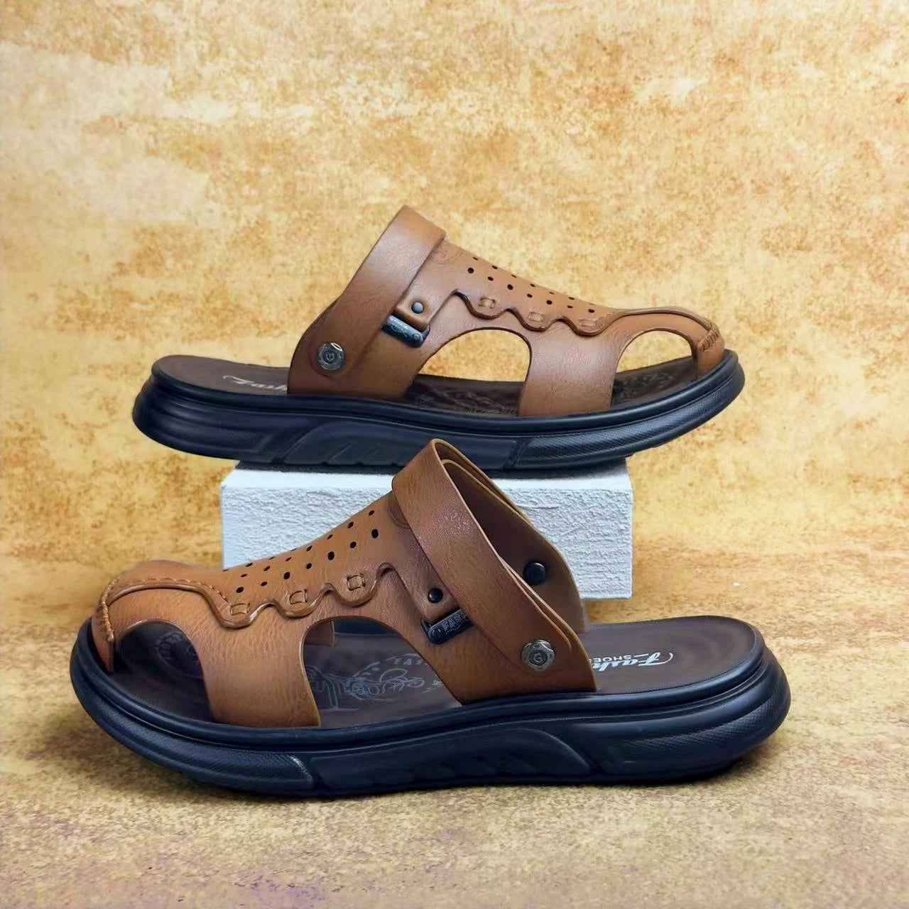 Summer Sandals for Men Outdoor Casual Sport Slippers PU Leather Non-slip Breathable Roman Shoes Two Uses Beach Flip-Flop Garden