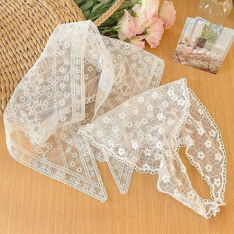 Lace Flower Elegant Temperament Lace Female Flower White Sweet Triangle Scarf Thin Breathable Ribbon Artistic Style Travel Photo