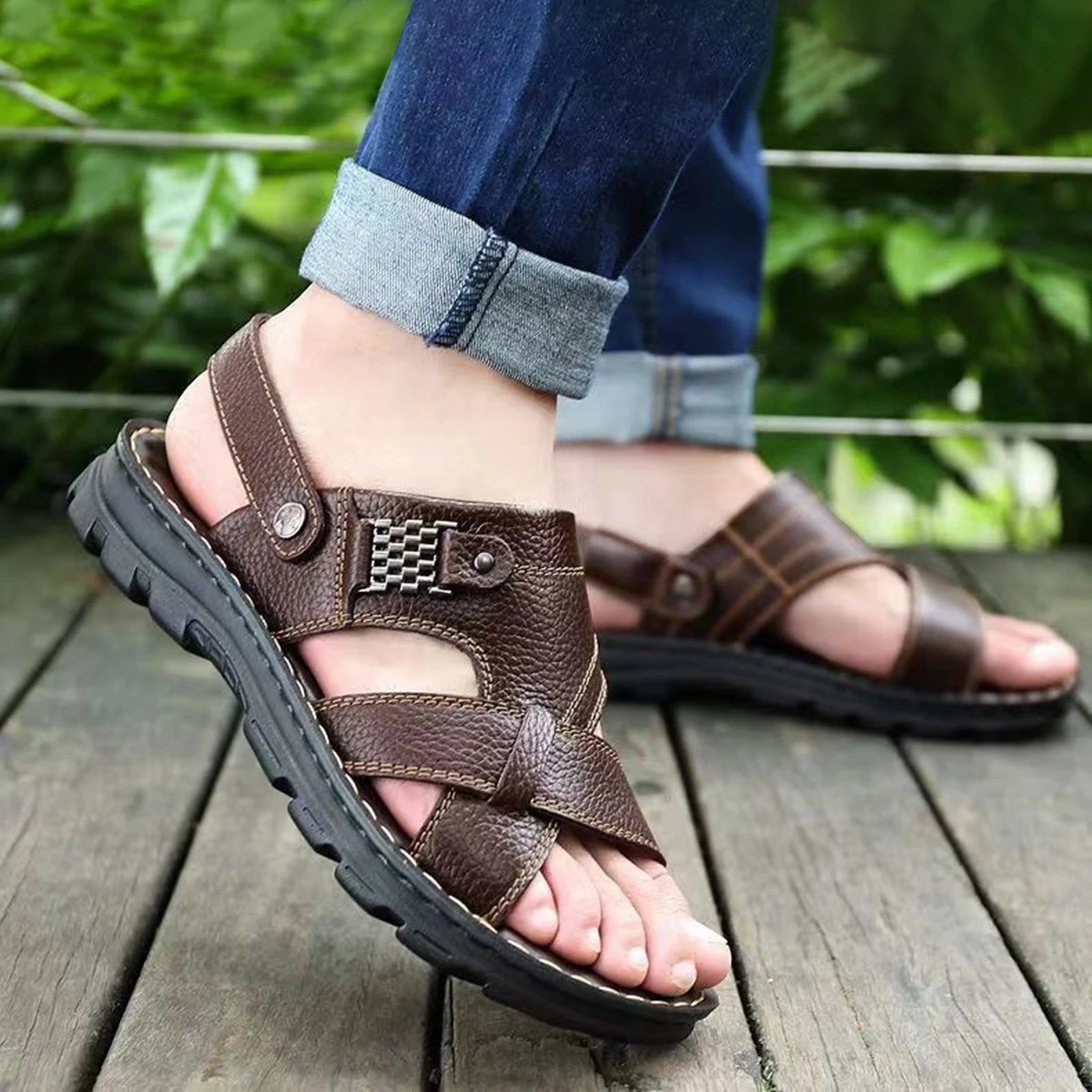 Sandals Men's New Beach Shoes  Slippers Outdoor Non-slip Thick-soled Leather Sandals for Me