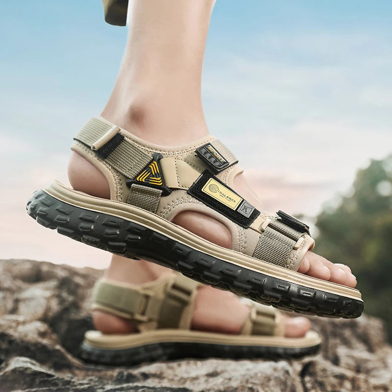 Summer Men Sandals Genuine Leather Mens Casual Shoes Outdoor Men Leather Sandals for Men Beach Shoes Roman mens Shoes
