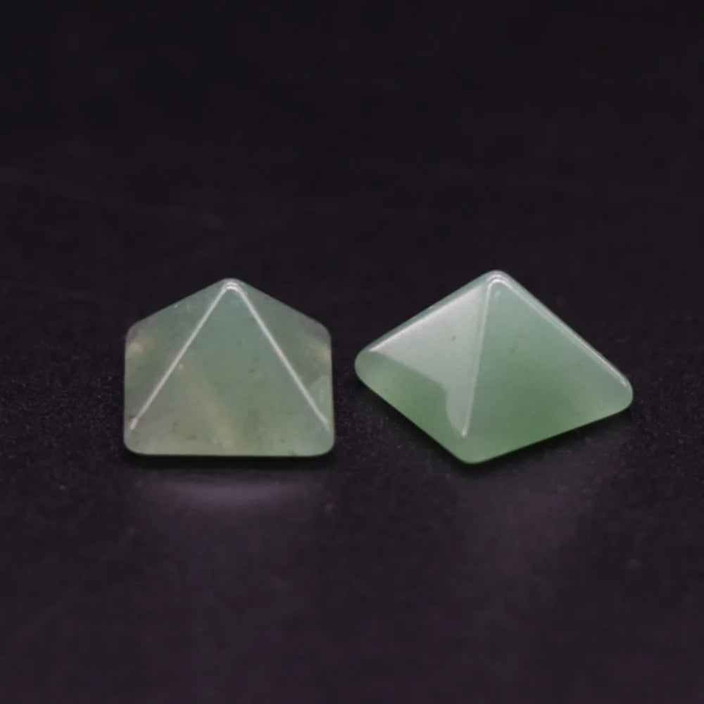 Pyramid Gemstone Natural Stone Crystal Quartz Healing Crystal Home Office Decor Crafts Polished Healing Stone Gift
