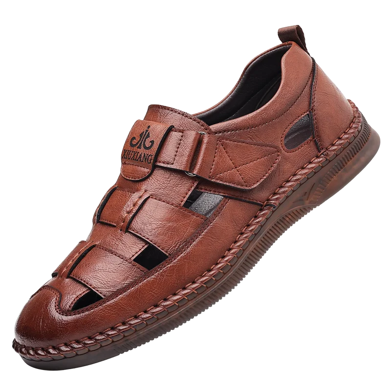 New In Sandals for Men Outdoor Beach Flats Breathable Casual Normal Leather Casual Anti Slip Designer Replica Summer Sandals