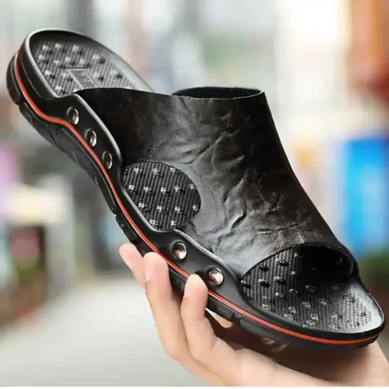 Summer High-quality Leather Slippers  New Men's Sandals  Soft Outdoor Slippers  Comfortable Beach Sandals Outdoor Men's Shoes
