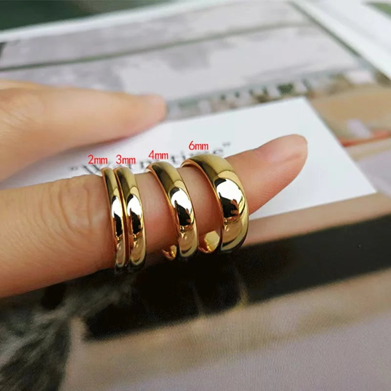Classic 18K Gold Plated Couple Rings Wedding Engagement Minimalist Simple Smooth Stainless Steel Ring for Women and Men Jewelry