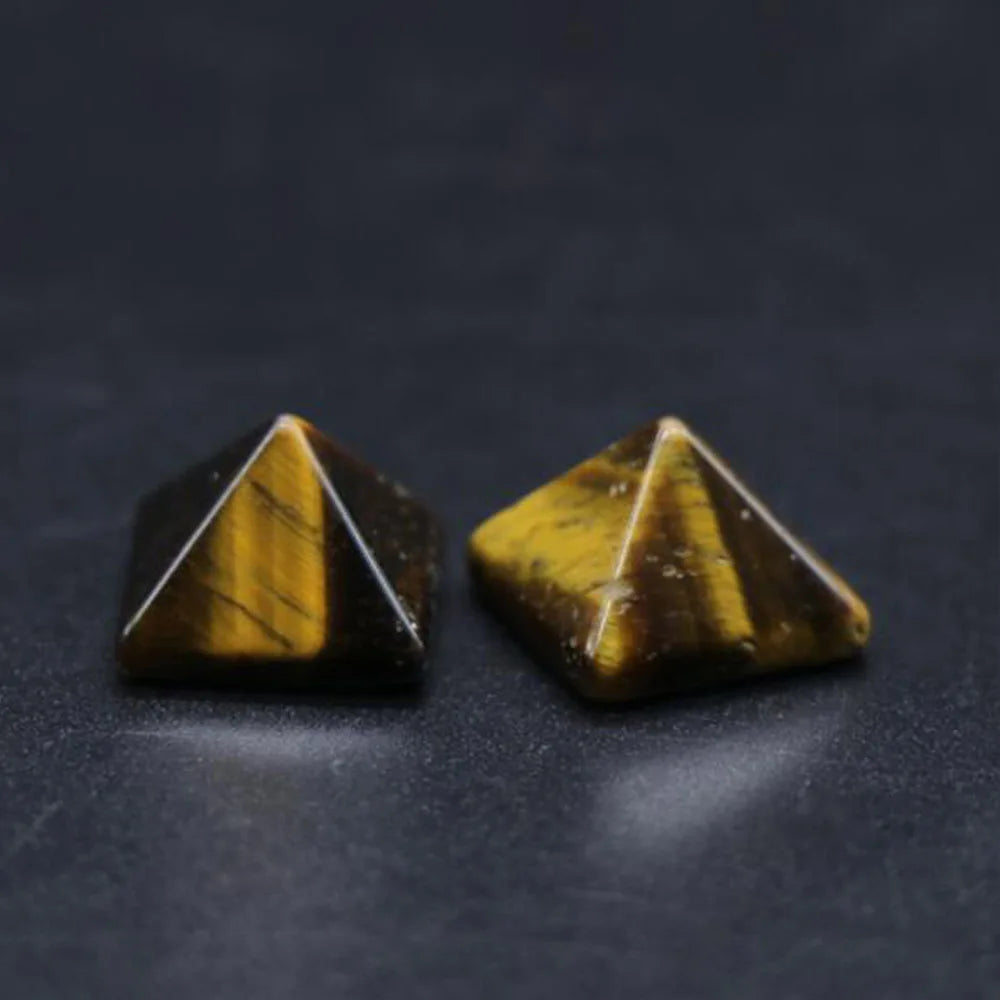 Pyramid Gemstone Natural Stone Crystal Quartz Healing Crystal Home Office Decor Crafts Polished Healing Stone Gift