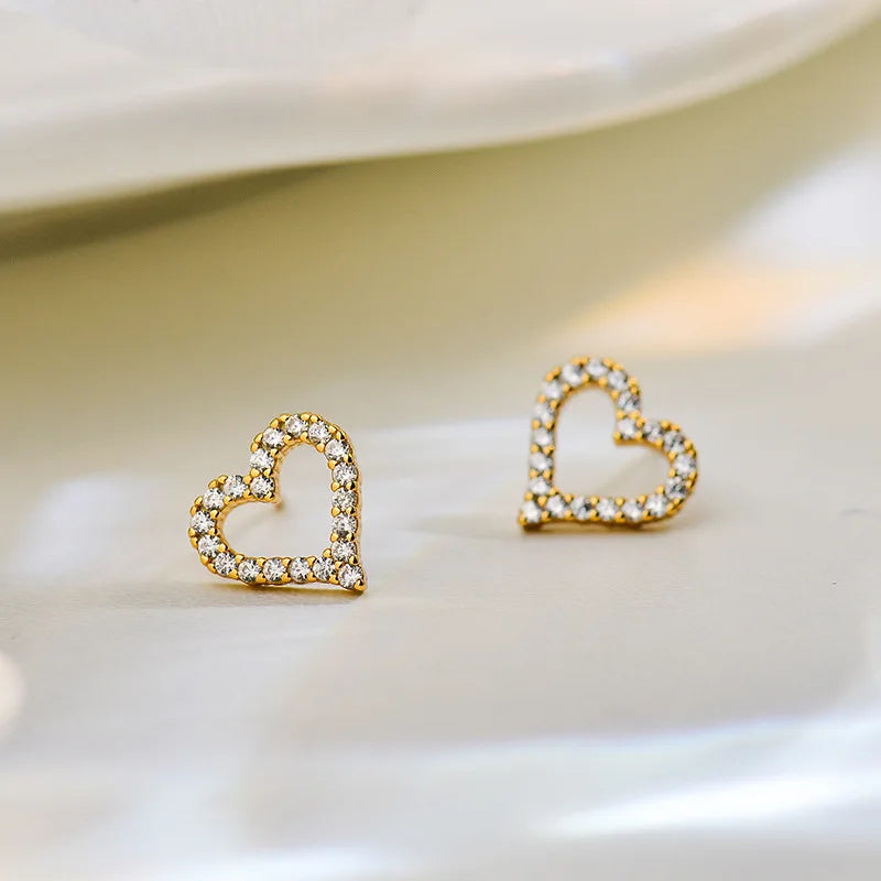 Korean Fashion Versatile Dazzling Circle Stud Earrings with Crystal Cubic Zirconia Minimalist Earrings for Teens Women's Jewelry