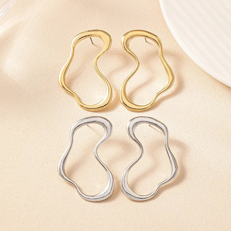 Trending Metal Geometry Stud Earring Fashion New Design Irregular Minimalist Earrings for Women Fashion Jewelry Gifts 2024