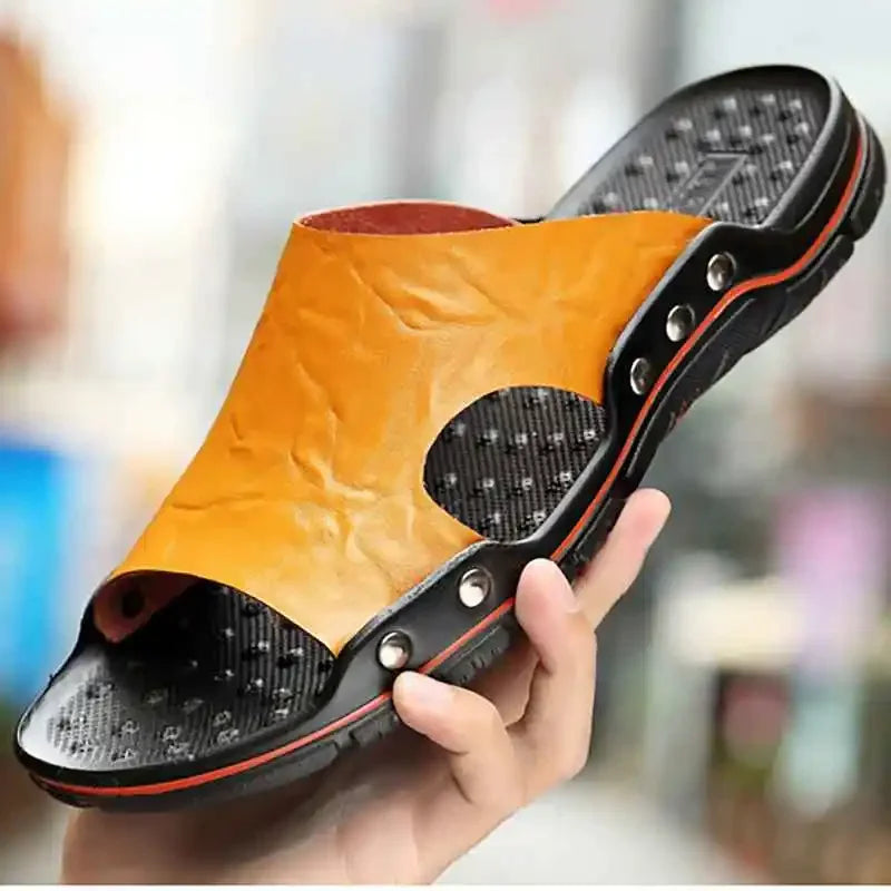 Summer Slippers New Men Sandals Soft Outdoor Slides High Quality Genuine Leather Comfortable Beach Sandals Outdoor Men Shoes