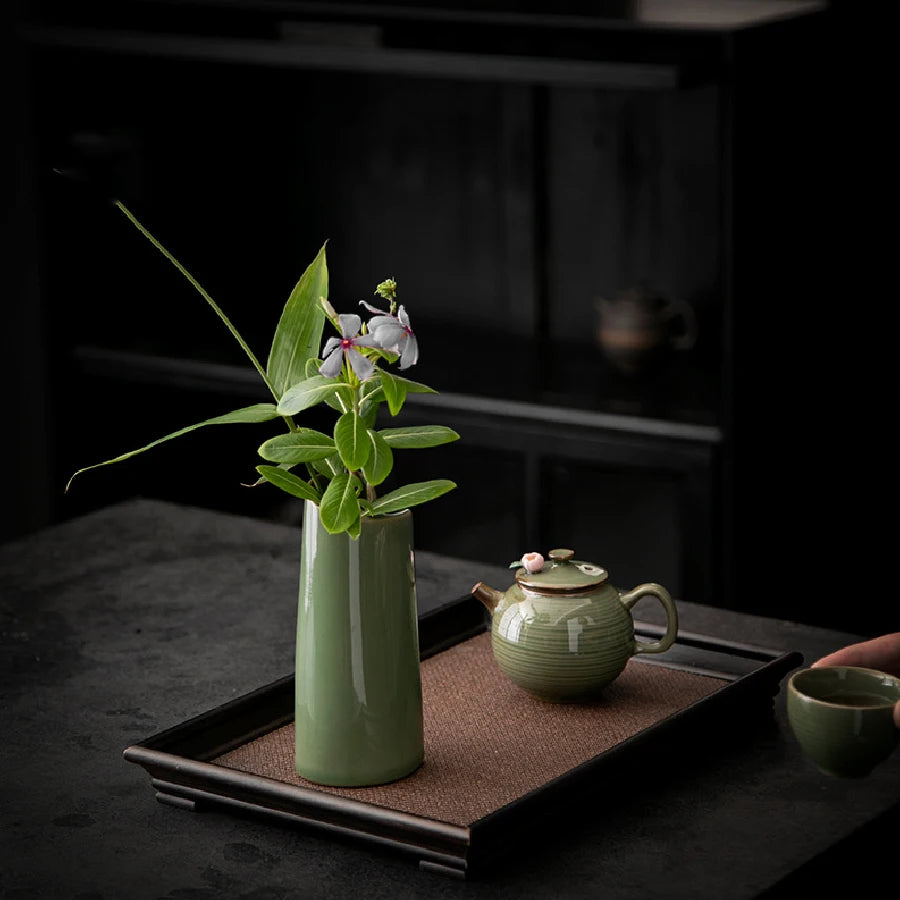 Vase ornaments, dried flower utensils, ceramic decorations, dining tables, simple and fresh home decor, small vase decorations
