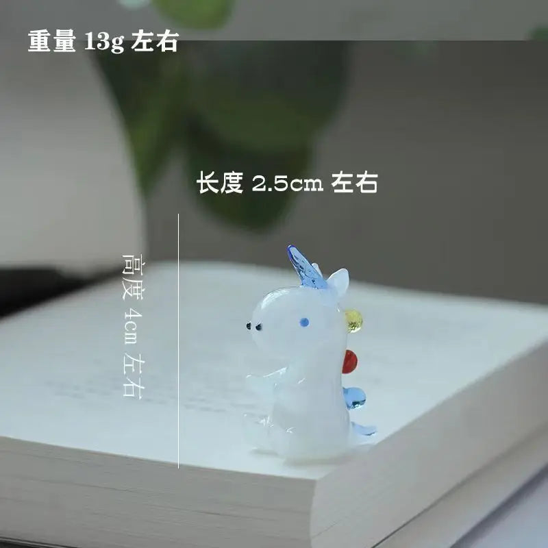 Liuli Zodiac horse ornament statue creative horse office decoration desktop glass crafts meaning horse to success