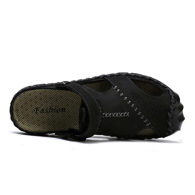 2023 Sandals Summer Men Leather  Classic Men Shoes Slippers Soft Sandals Men Roman Comfortable Outdoor Walking Footwear