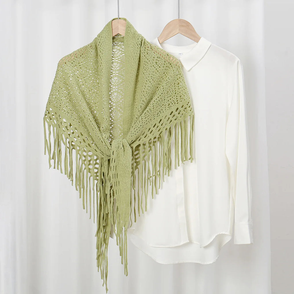 Women Triangle Scarf for Church Prayer Shawl Embroidered Lace Veil Floral Tassel Veils Mantillas for The Church's Pendant Scarve